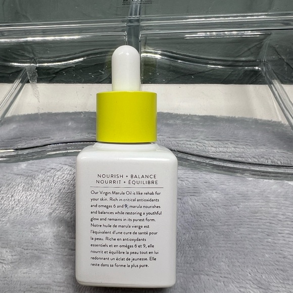 Drunk elephant- virgin Marula luxury facial oil. - Picture 3 of 5